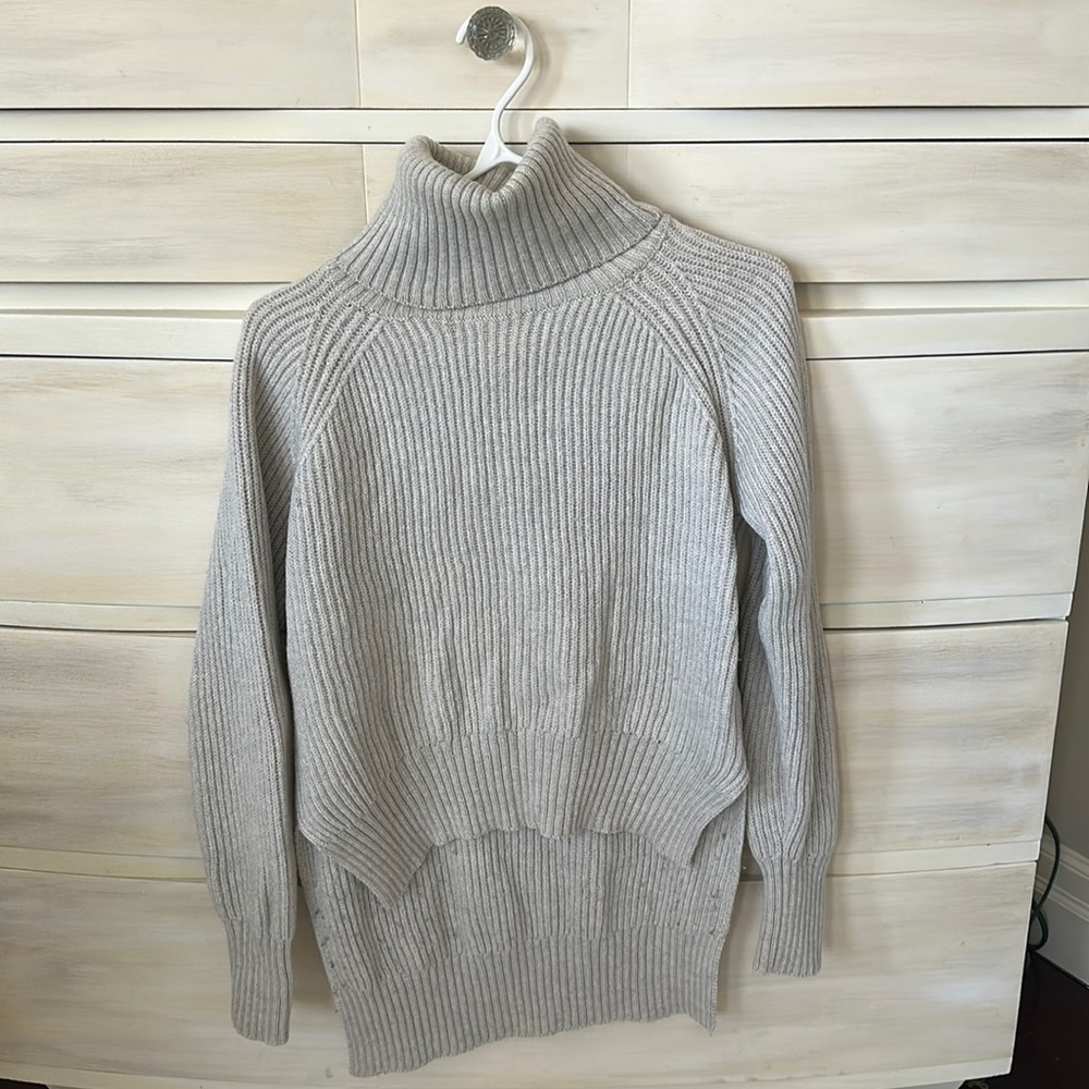 Wilfred Soft Wool Knit Sweater
